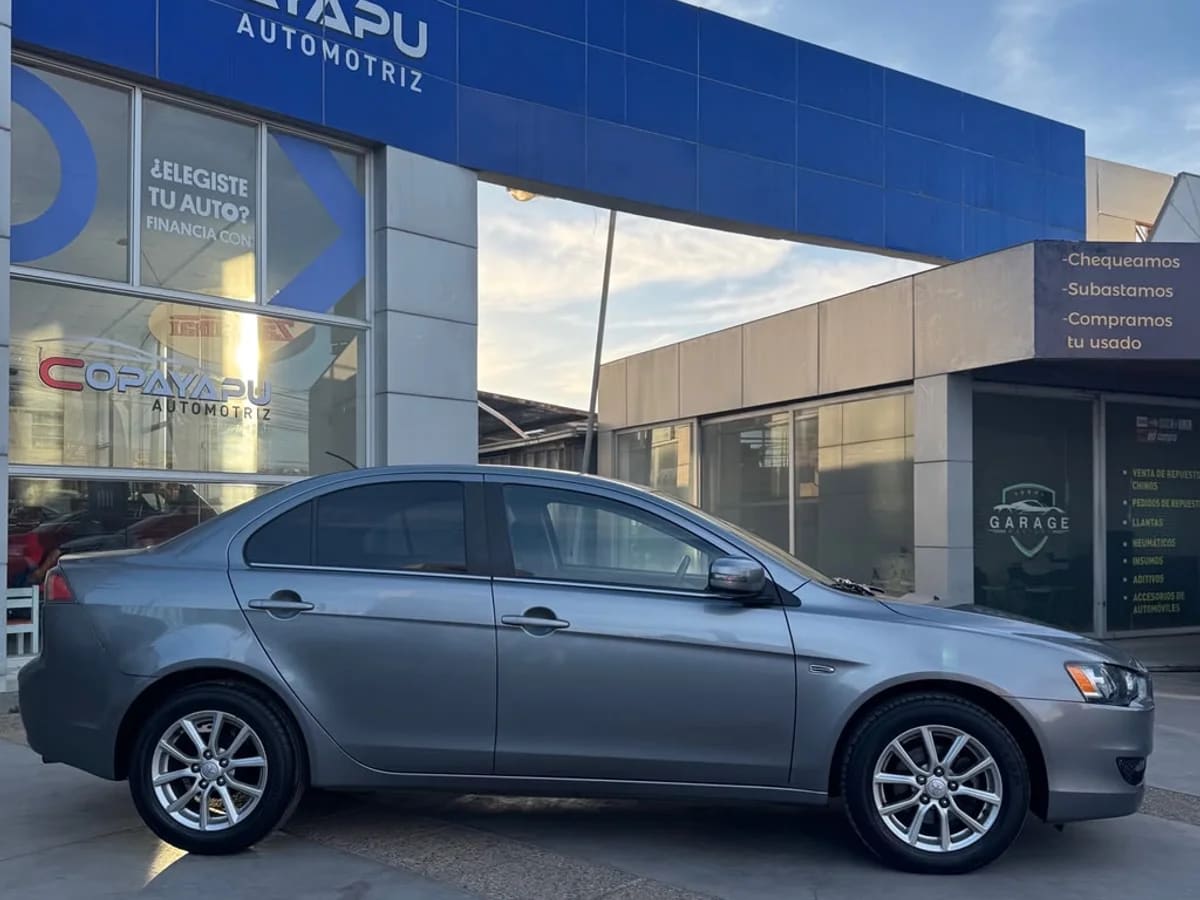 2015 Mitsubishi LANCER 1.6 Gris - Miniatura 2