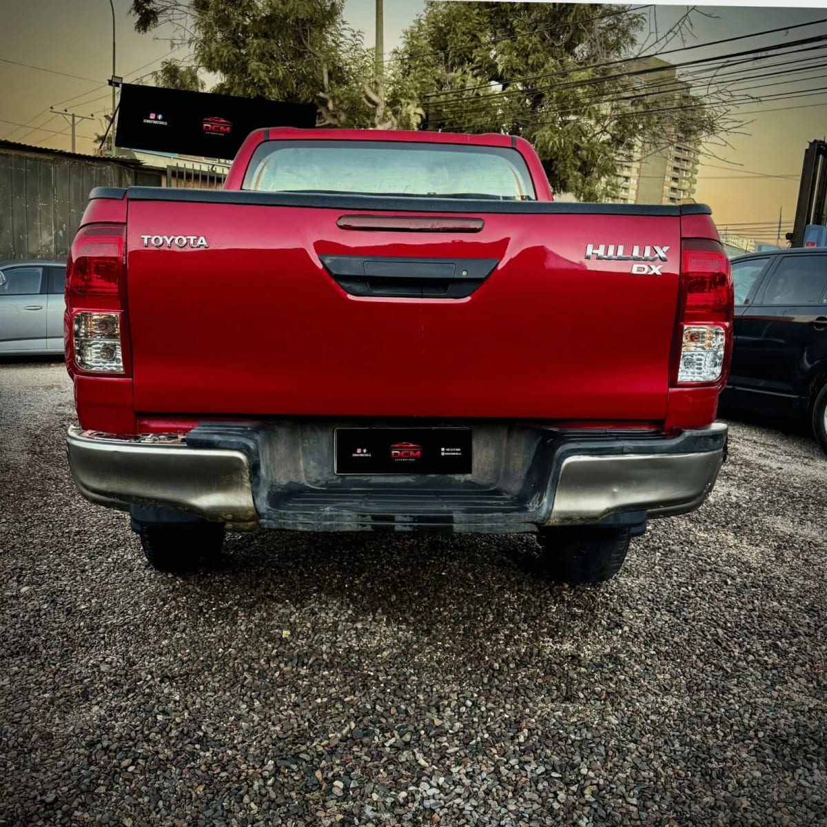 2026 Toyota Hilux D/Cab Rojo - Miniatura 9
