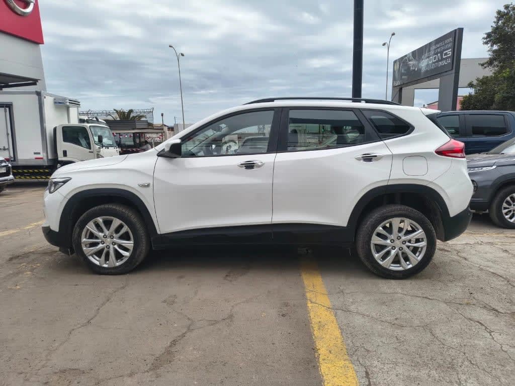 2021 Chevrolet Tracker 1.2T Blanco - Miniatura 6