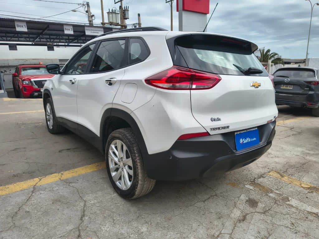 2021 Chevrolet Tracker 1.2T Blanco - Miniatura 7