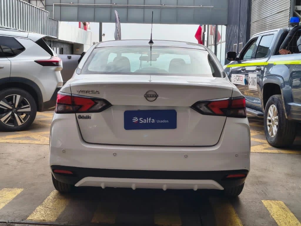 2025 Nissan Versa 1.6 Blanco - Miniatura 6