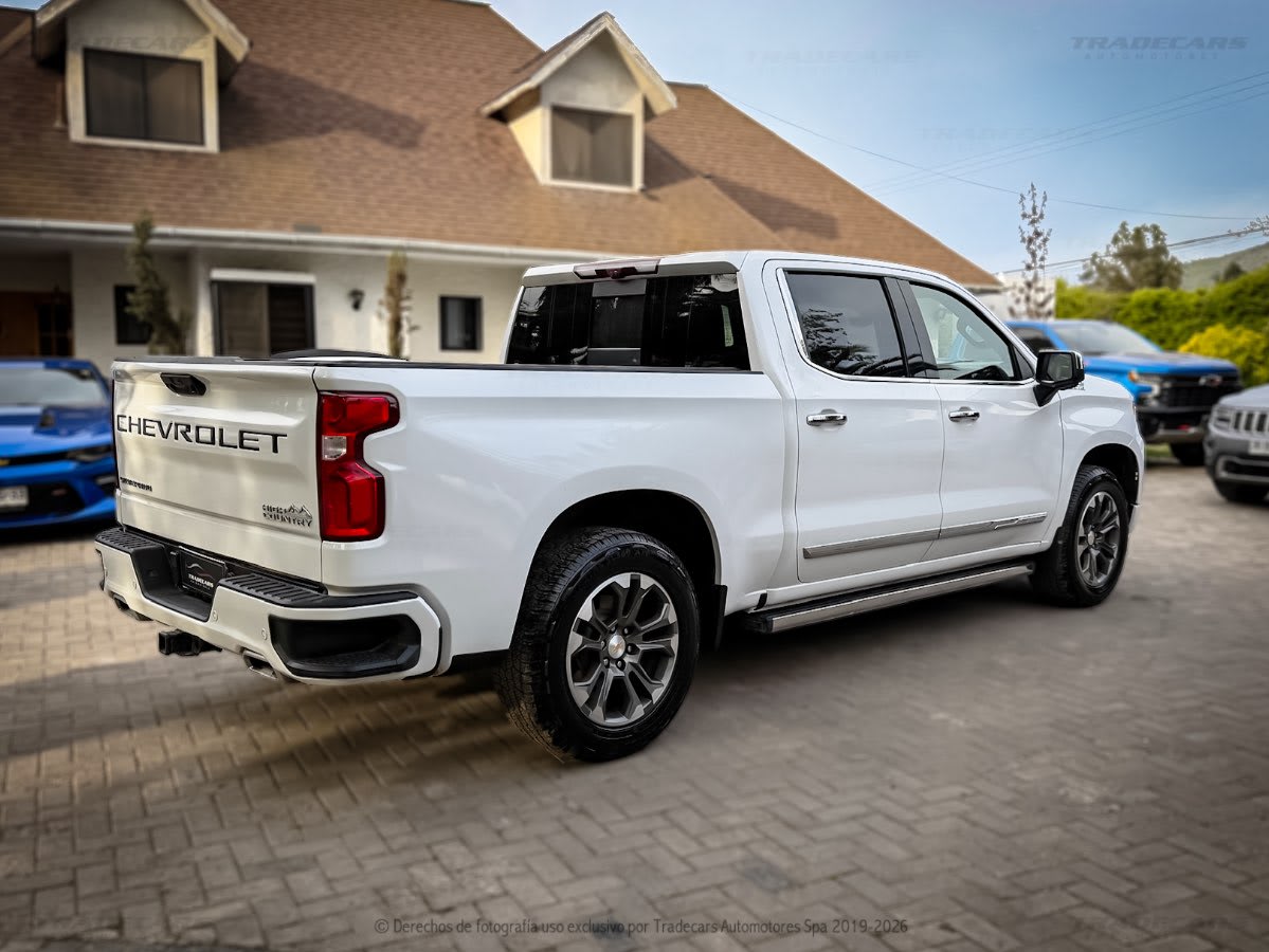 2023 Chevrolet SILVERADO HIGH COUNTRY 3.0 4X4 Blanco - Miniatura 4