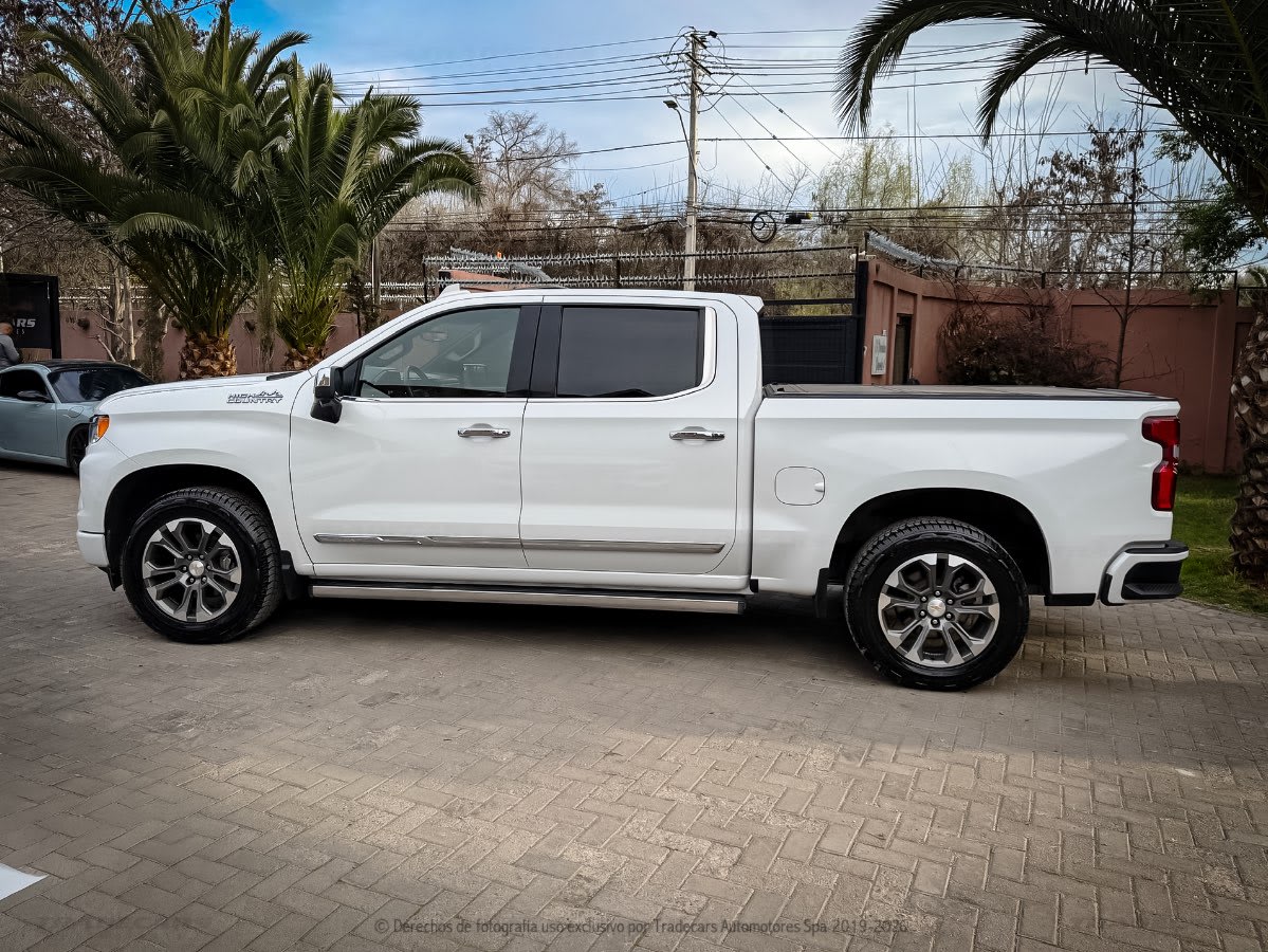 2023 Chevrolet SILVERADO HIGH COUNTRY 3.0 4X4 Blanco - Miniatura 7