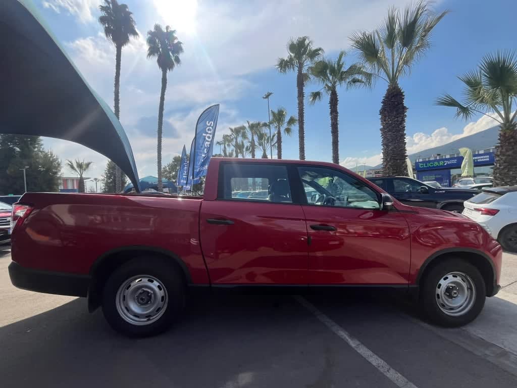 2025 Ssangyong Grand musso LX2.2TD Rojo - Miniatura 4