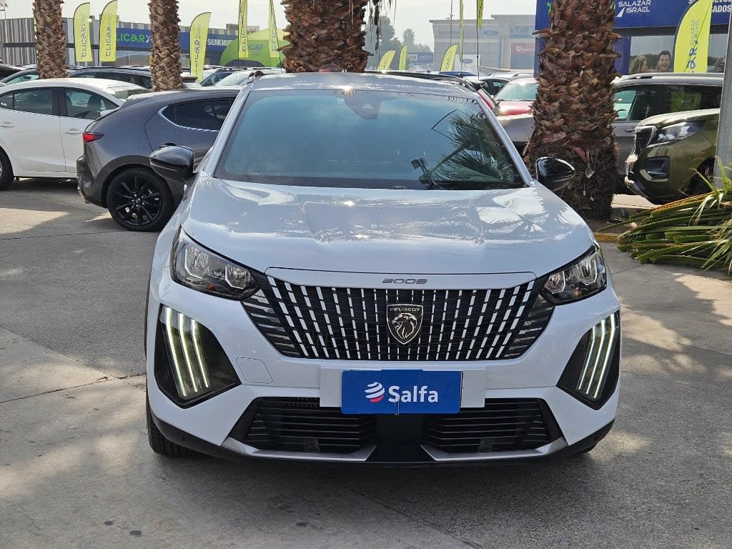 2025 Peugeot 2008 1.2 Blanco - Miniatura 2