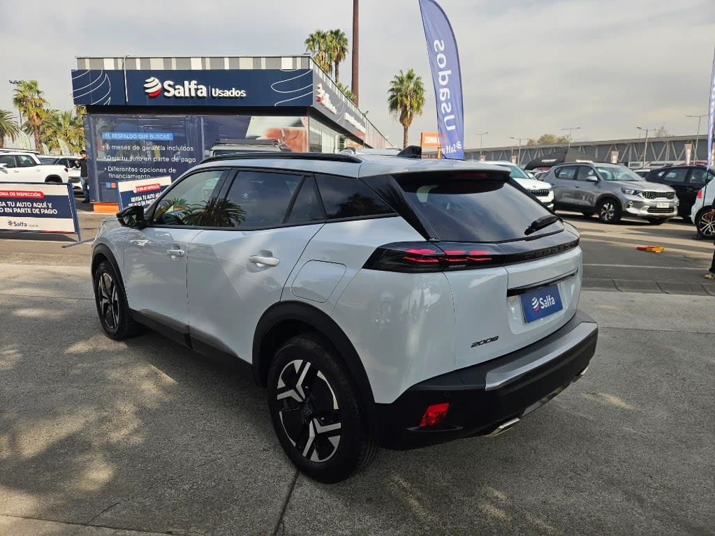 2025 Peugeot 2008 1.2 Blanco - Miniatura 7