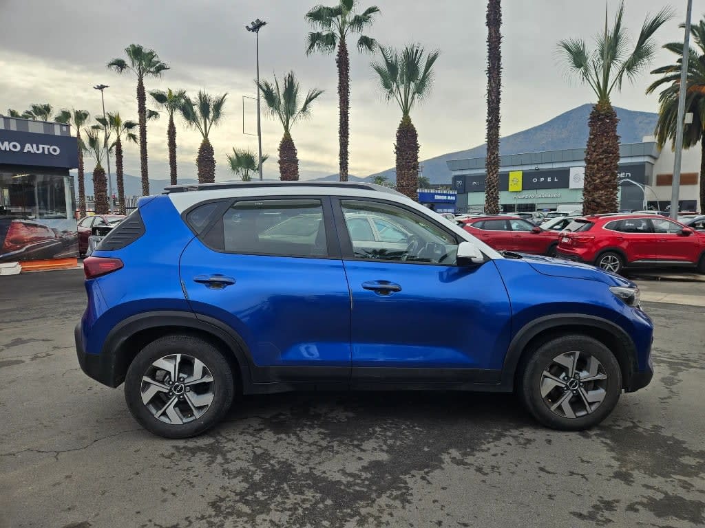 2022 KIA Sonet 1.5 Azul - Miniatura 4
