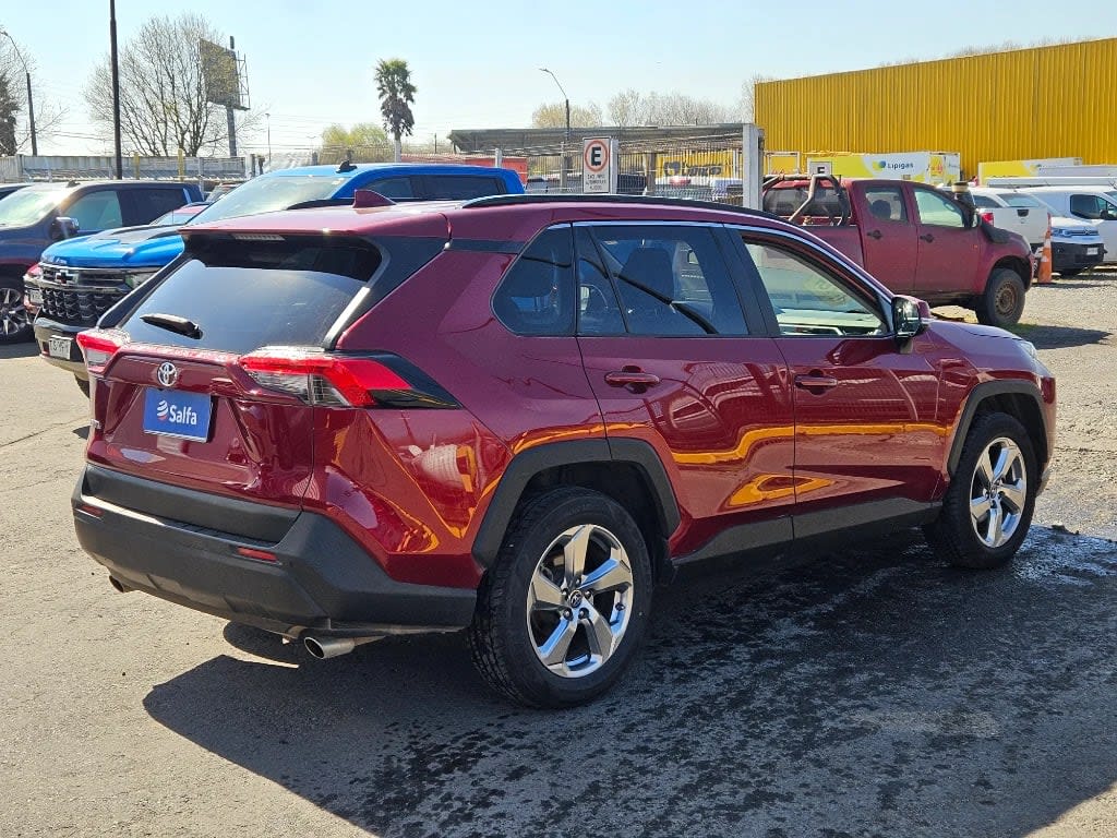2021 Toyota RAV4 2.5 Rojo - Miniatura 5