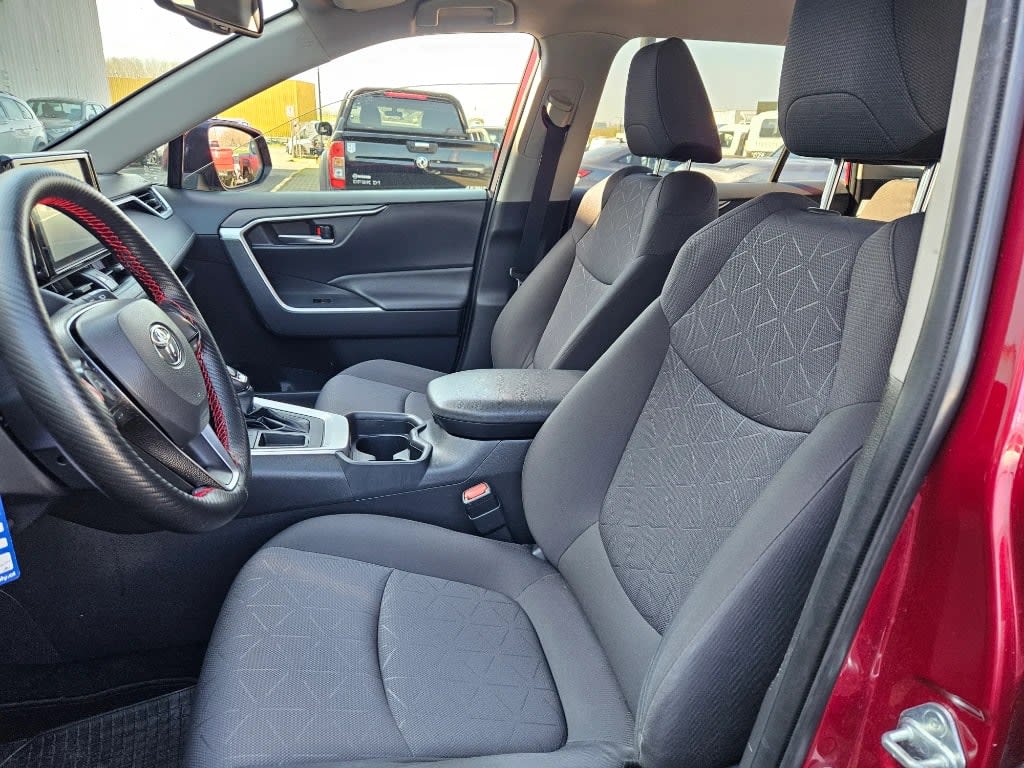2021 Toyota RAV4 2.5 Rojo - Miniatura 9
