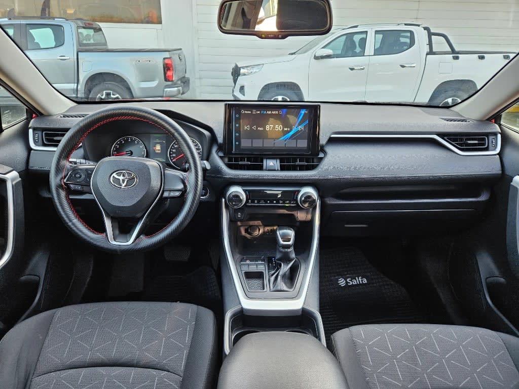 2021 Toyota RAV4 2.5 Rojo - Miniatura 10