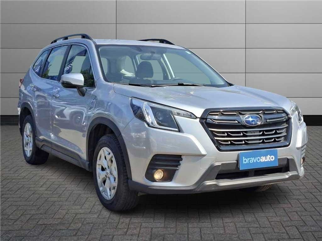 2023 Subaru Forester 2.0 Plata - Miniatura 5