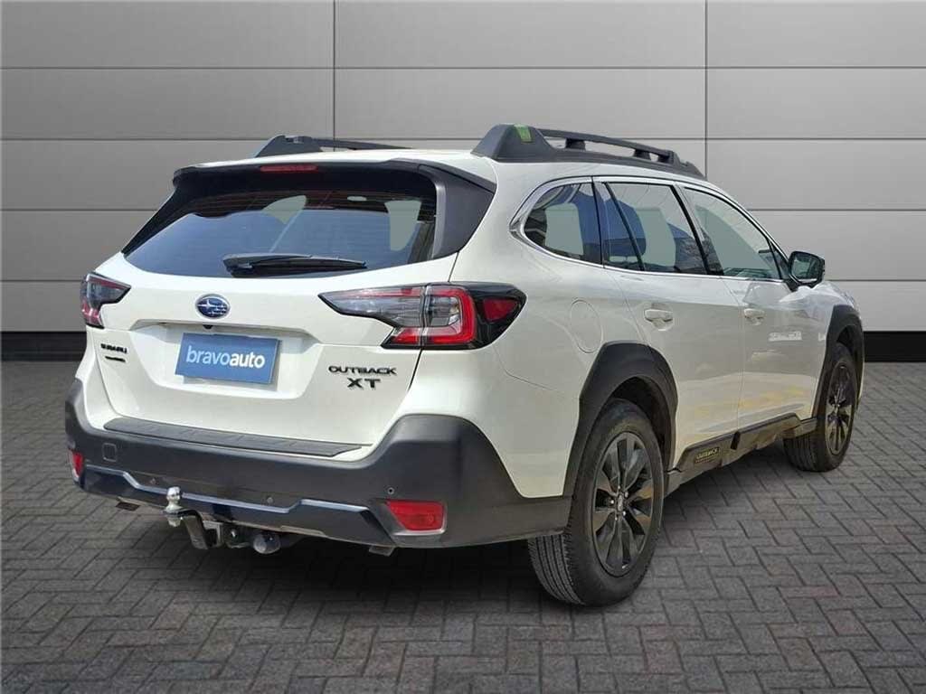 2025 Subaru Outback 2.4 Blanco - Miniatura 4
