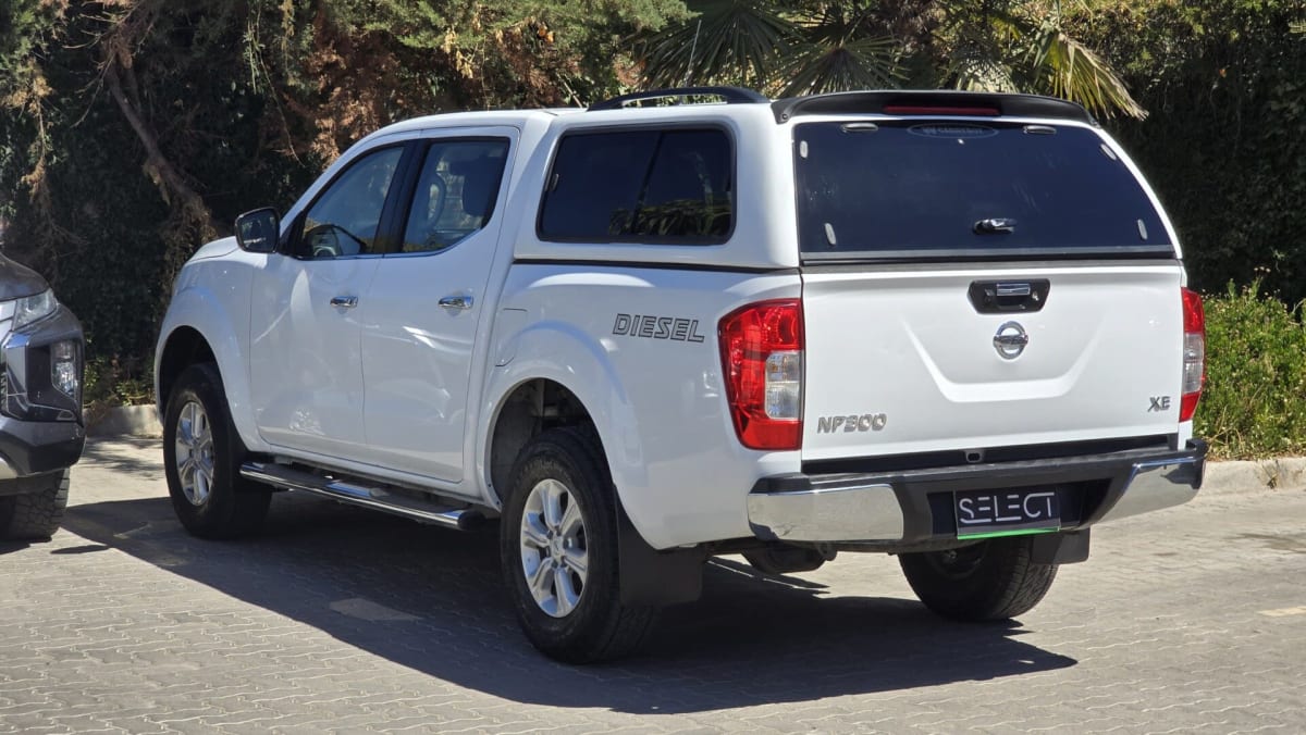 2019 Nissan Np300 XE - Miniatura 5