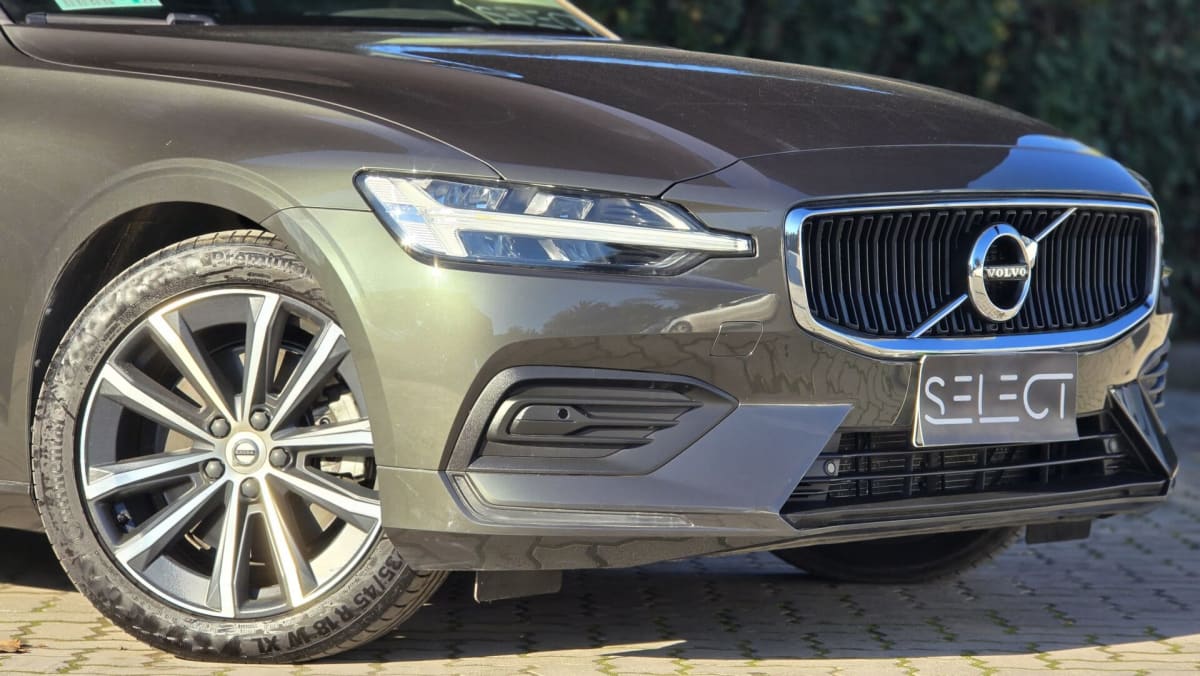 2022 Volvo S60 2.0 - Miniatura 9