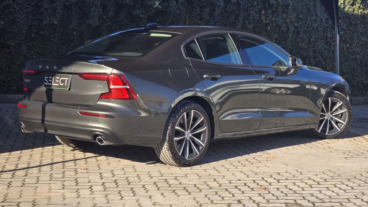 2022 Volvo S60 2.0 - Miniatura 10