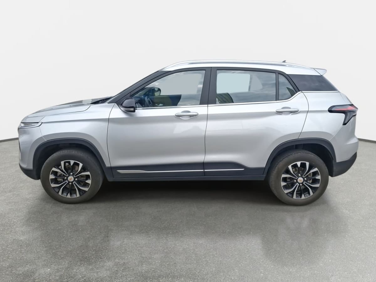 2025 Chevrolet GROOVE 1.5 PREMIER S 4X2 MT 5P SUV Plata - Miniatura 4
