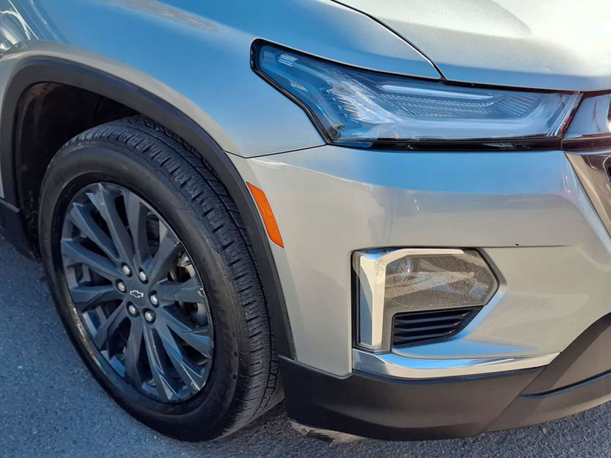 2024 Chevrolet TRAVERSE 3.6L RS AWD SUV - Miniatura 4