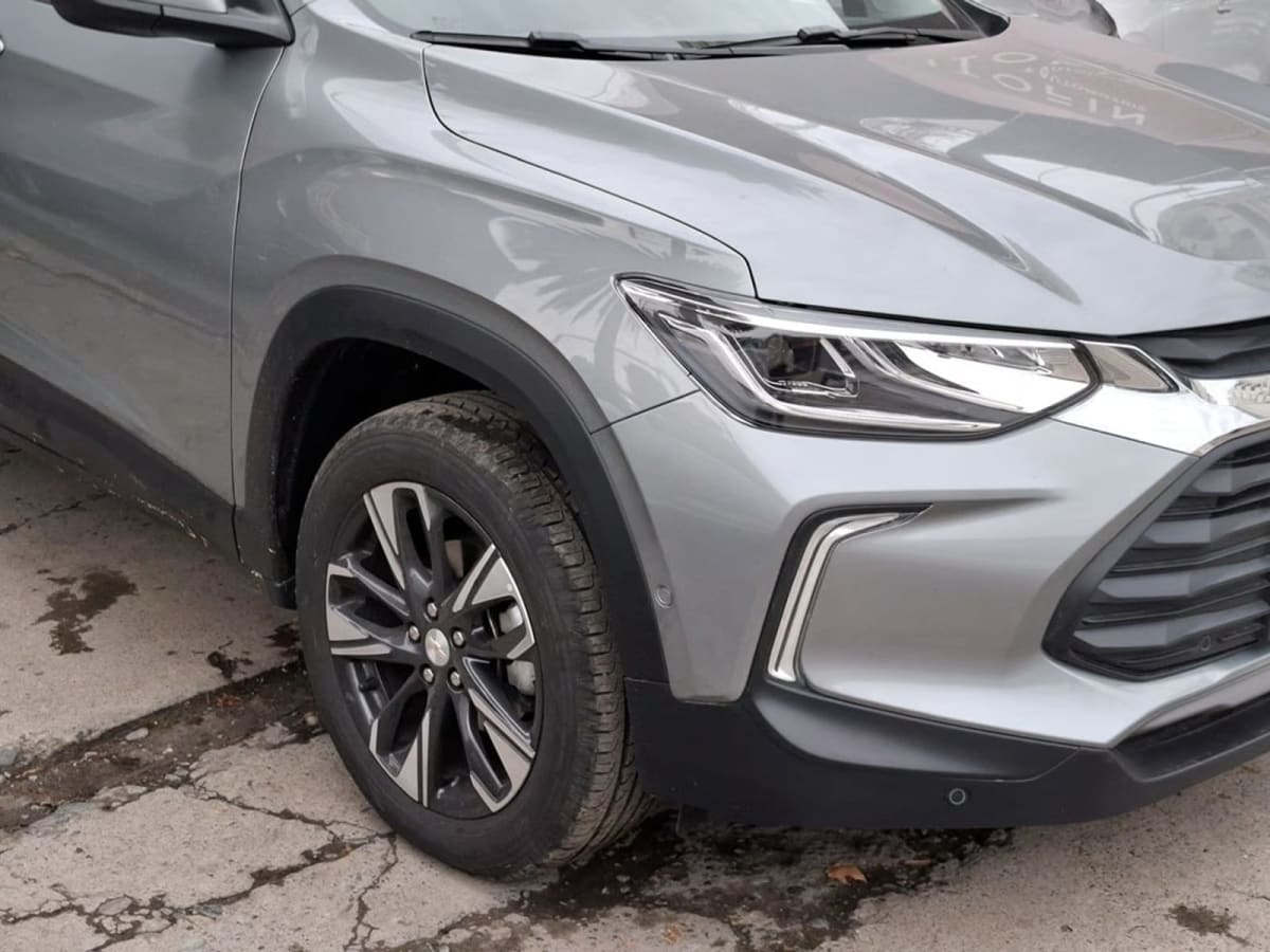 2026 Chevrolet TRACKER 1.2T AUT SUV - Miniatura 7