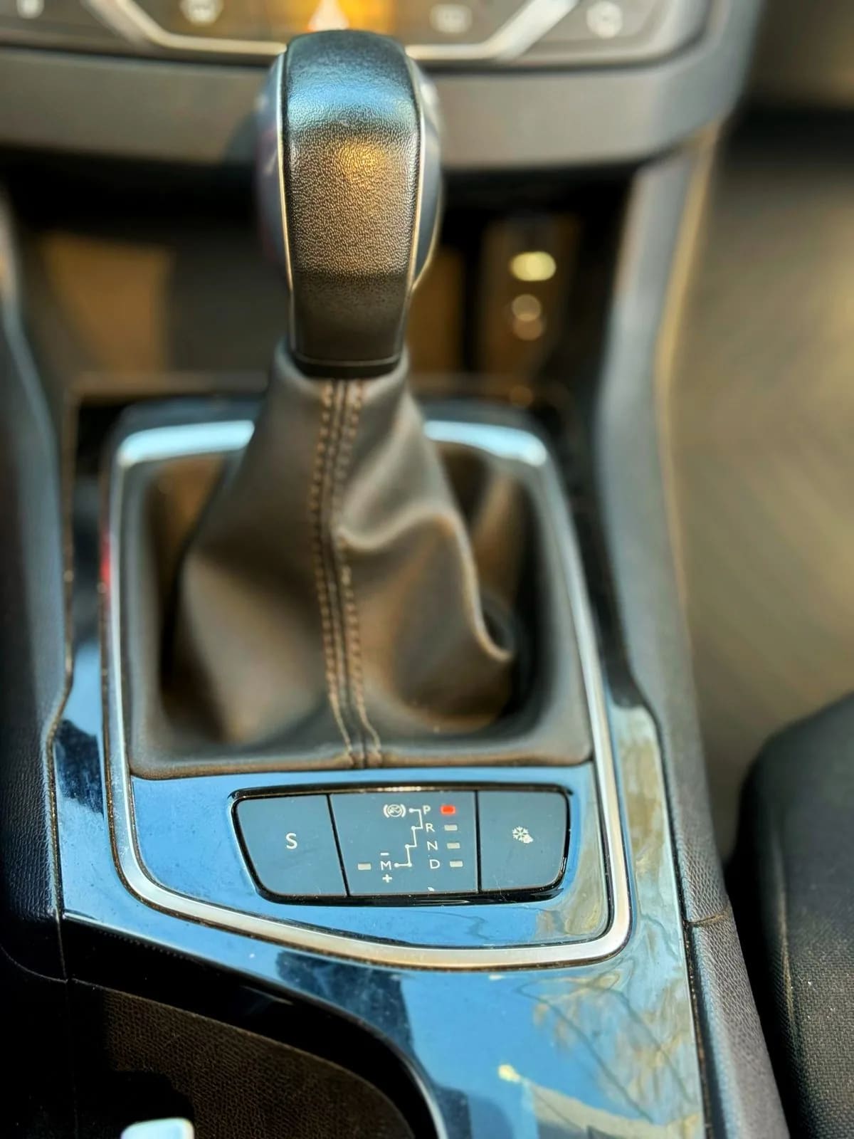 2017 Peugeot 208 Allure Blanco - Miniatura 10