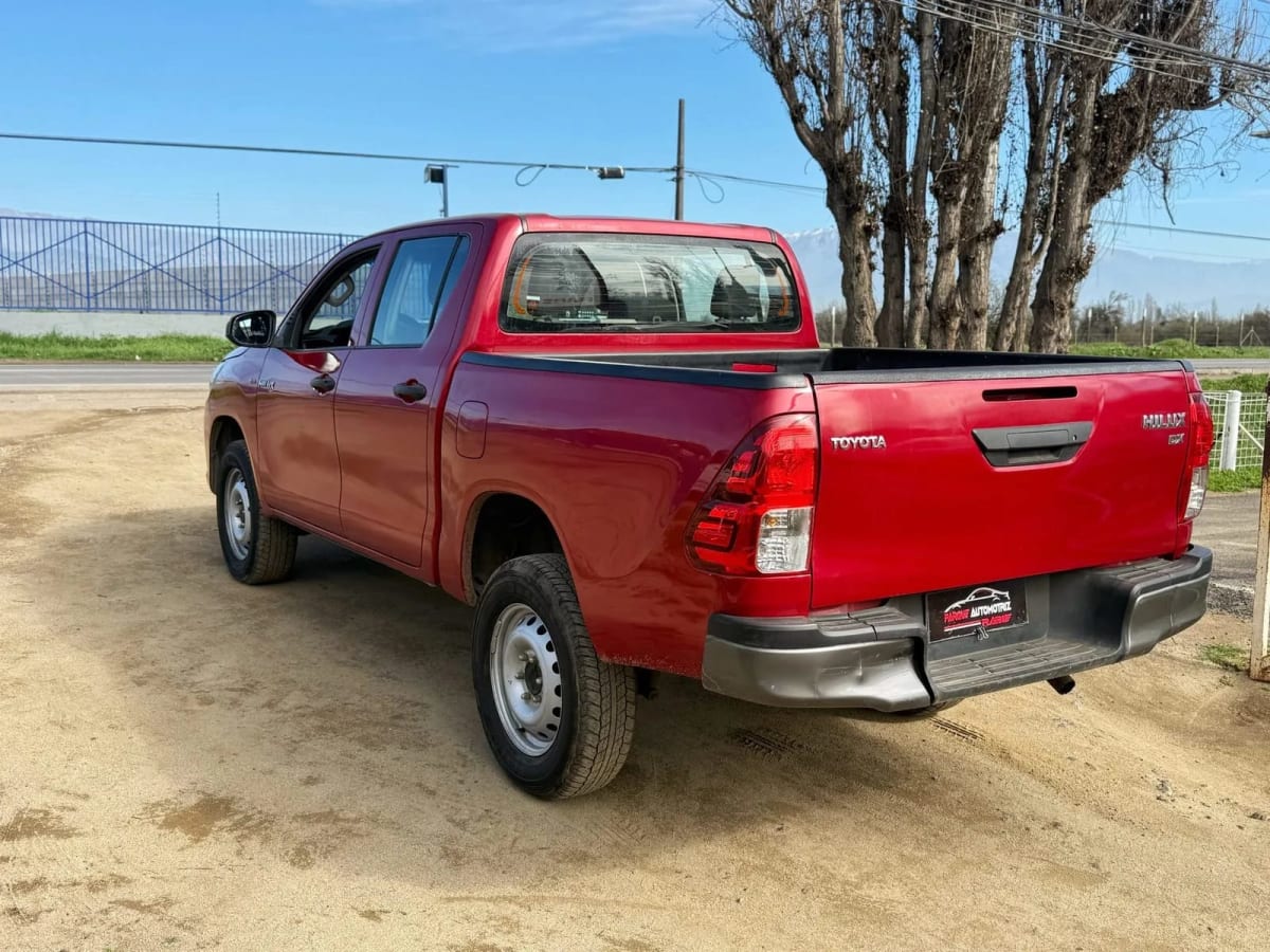2019 Toyota Hilux Dx 4x4 Rojo - Miniatura 5