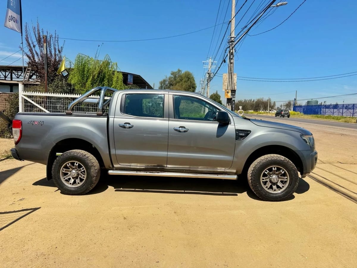 2016 Ford Ranger Gris - Miniatura 7