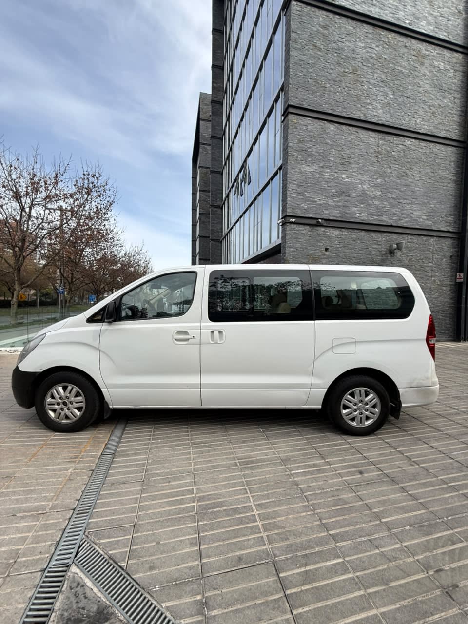 2018 Hyundai New H1 2.5 - Miniatura 9