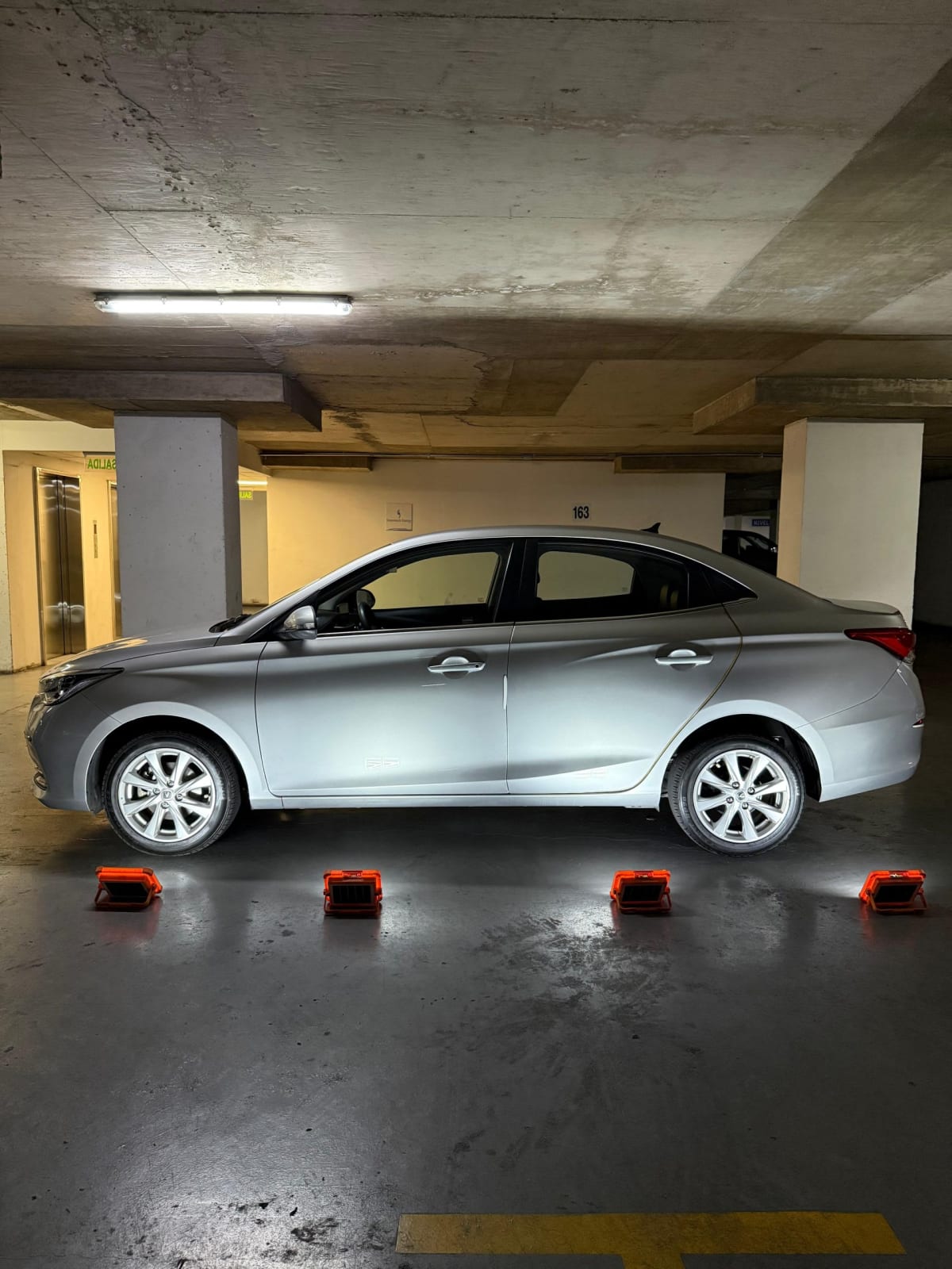 2025 CHANGAN ALSVIN LUXURY - Miniatura 8
