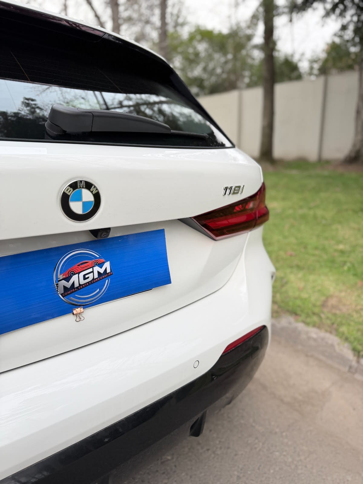 2024 BMW 118 1.5 Blanco - Miniatura 6