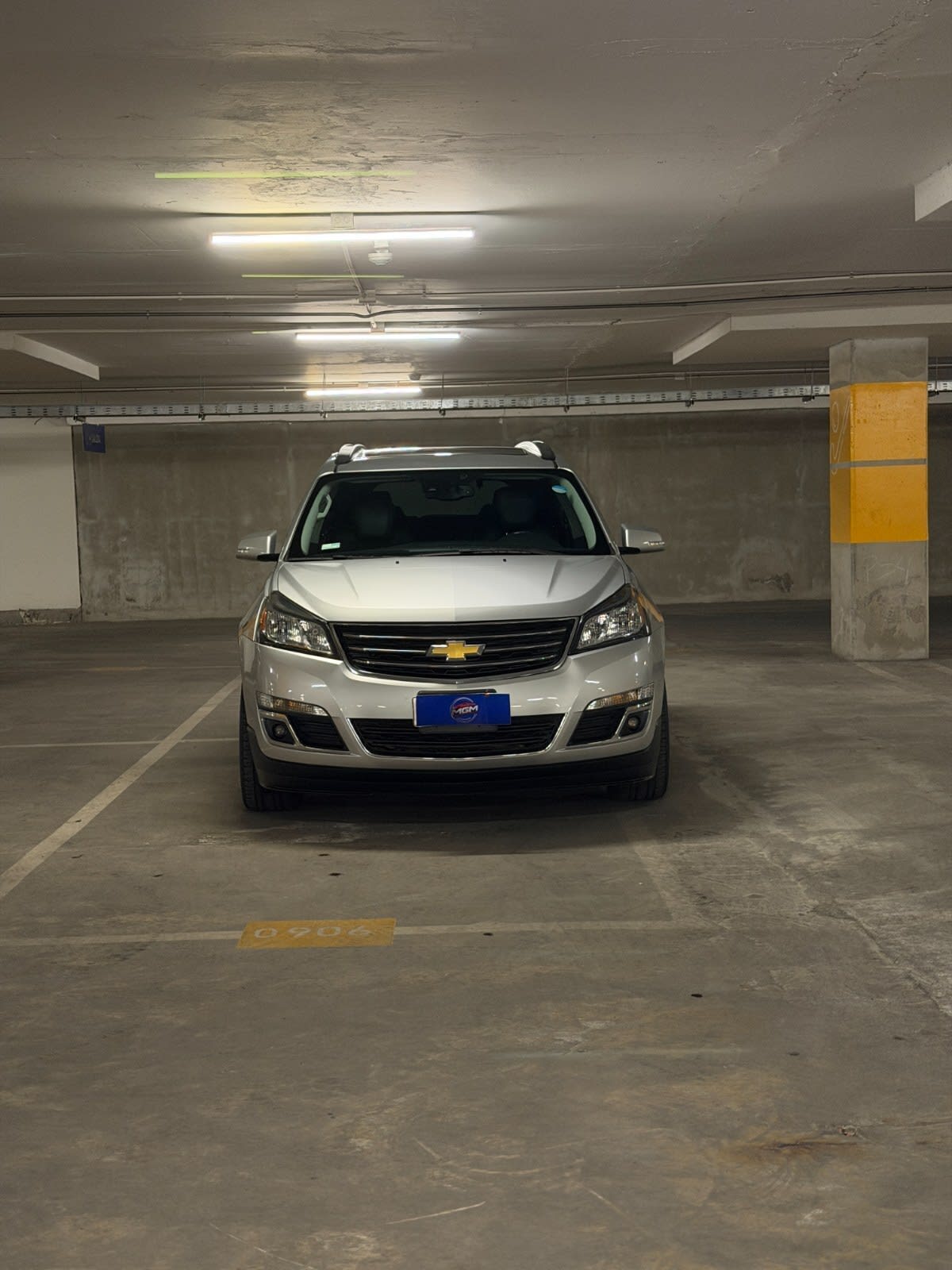 2016 Chevrolet TRAVERSE LT Gris - Miniatura 5