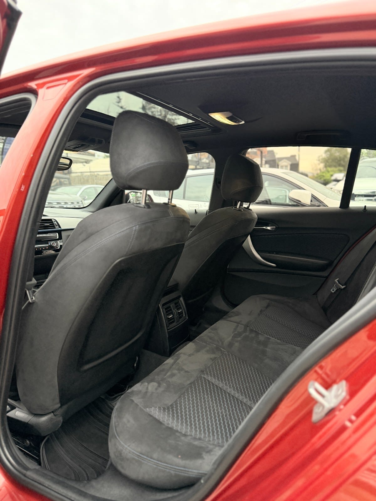 2018 BMW 120 2.0 Naranja - Miniatura 6
