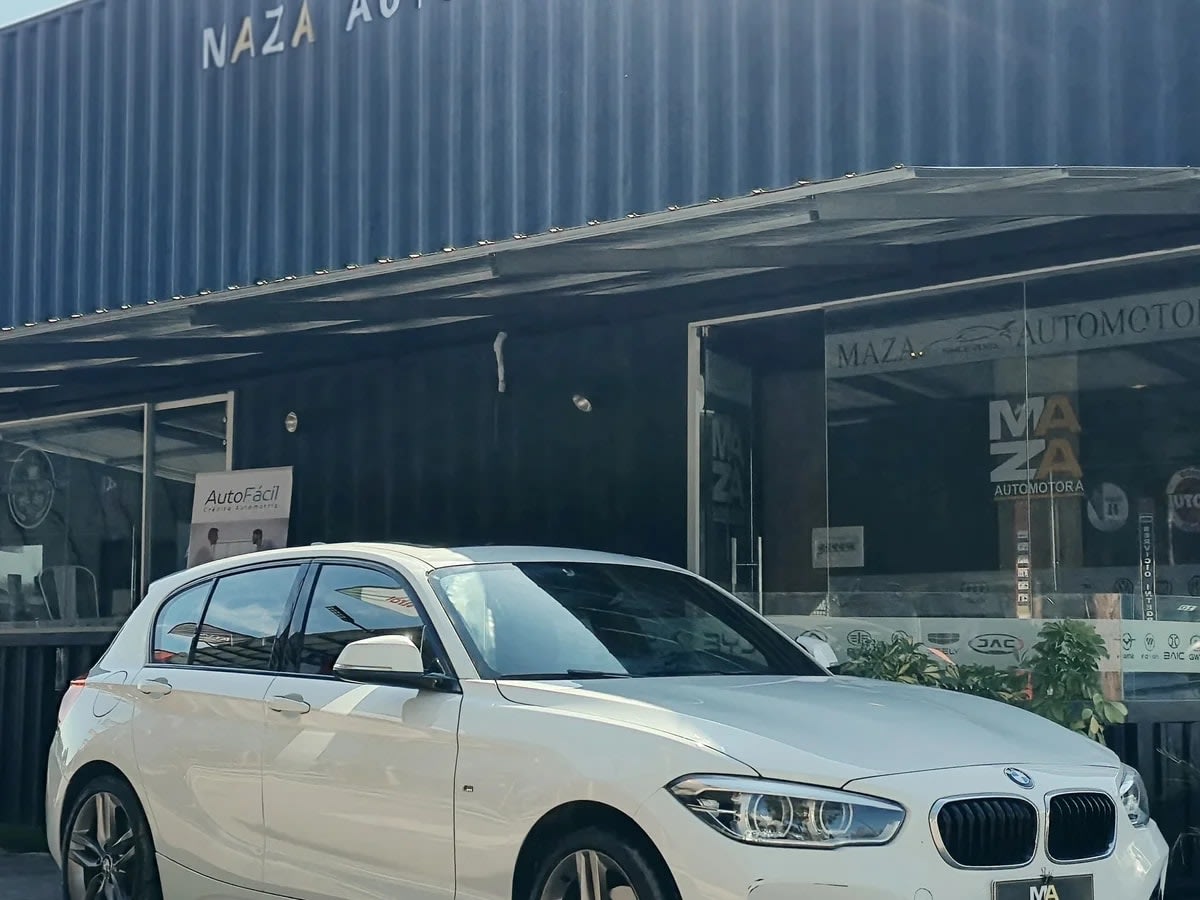2019 BMW 120 2.0 Blanco - Imagen 1