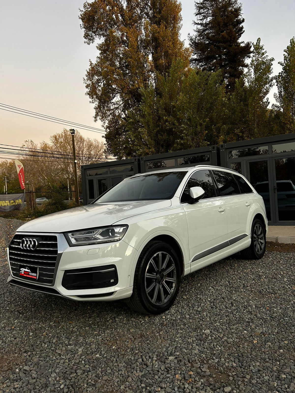 2017 Audi Q7 TFSI - Miniatura 3