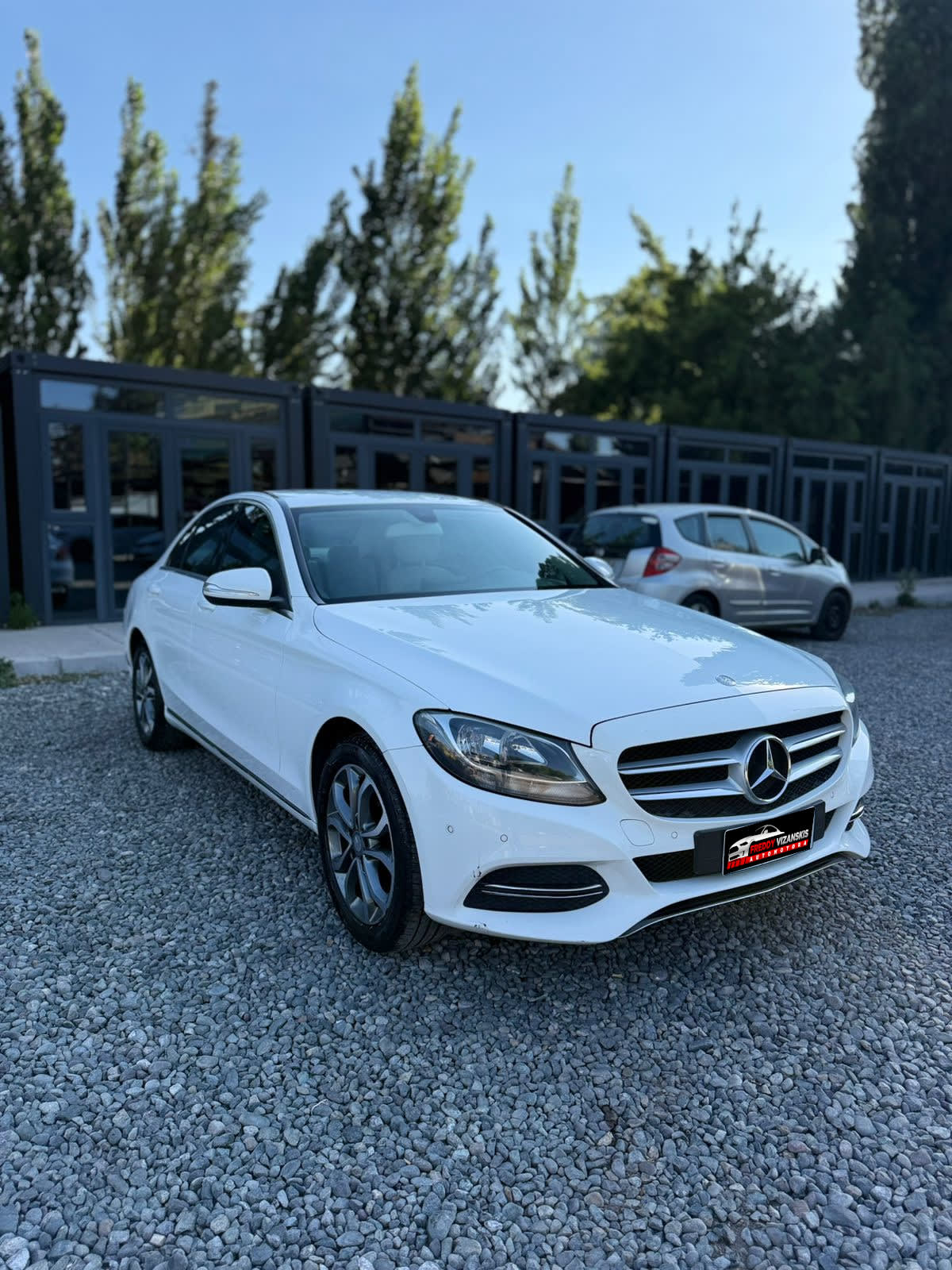 2015 Mercedes-Benz C180 MERCEDES - Miniatura 3