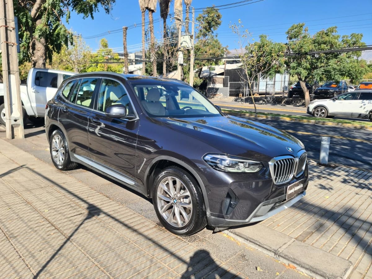 2022 BMW X3 2.0 Gris - Miniatura 3