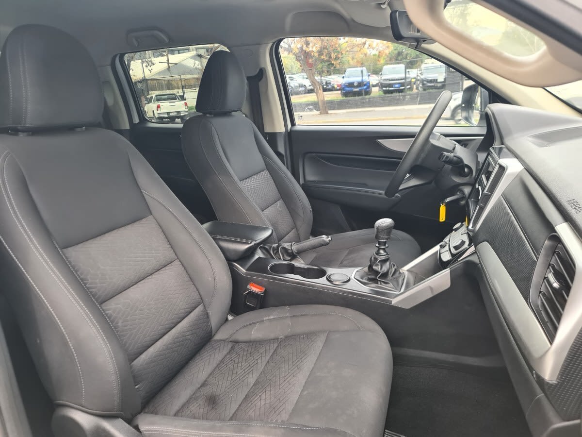 2022 Great Wall POER 2.0T Blanco - Miniatura 5