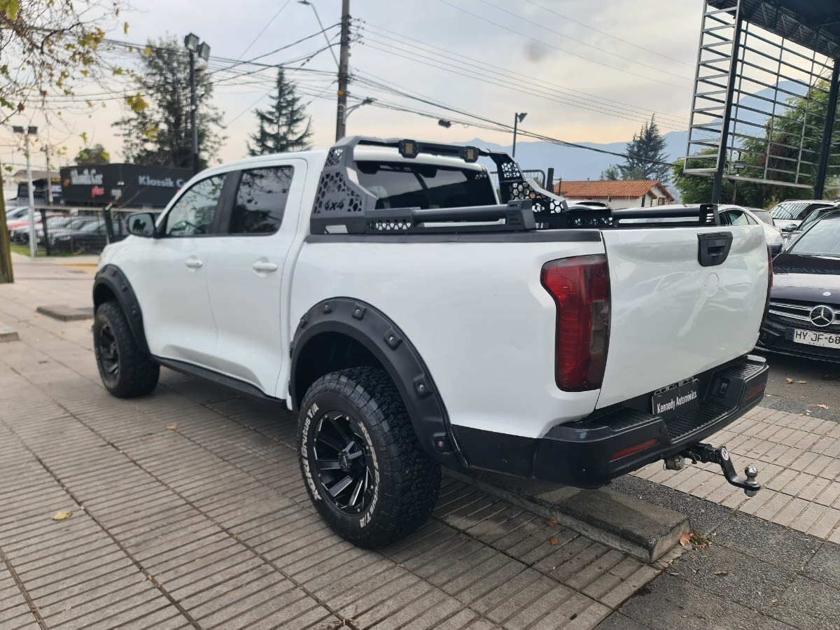 2022 Great Wall POER 2.0T Blanco - Miniatura 7