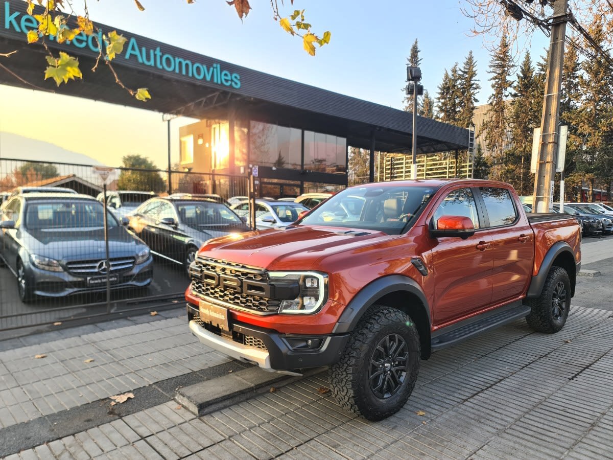 2024 MERCEDES-BENZ RANGER GLE NARANJO NARANJA TIERRA - Imagen 1