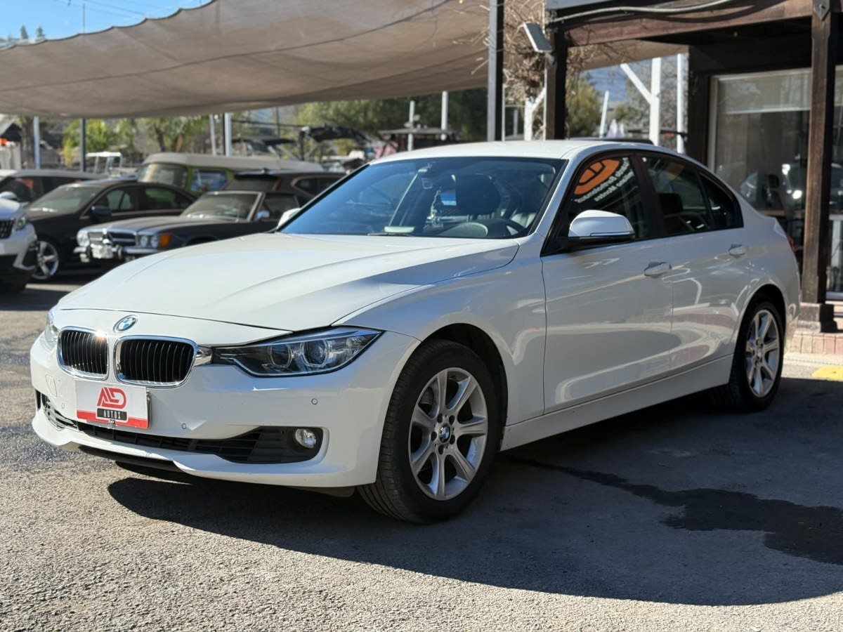 2014 BMW 328 SPORT - Miniatura 2