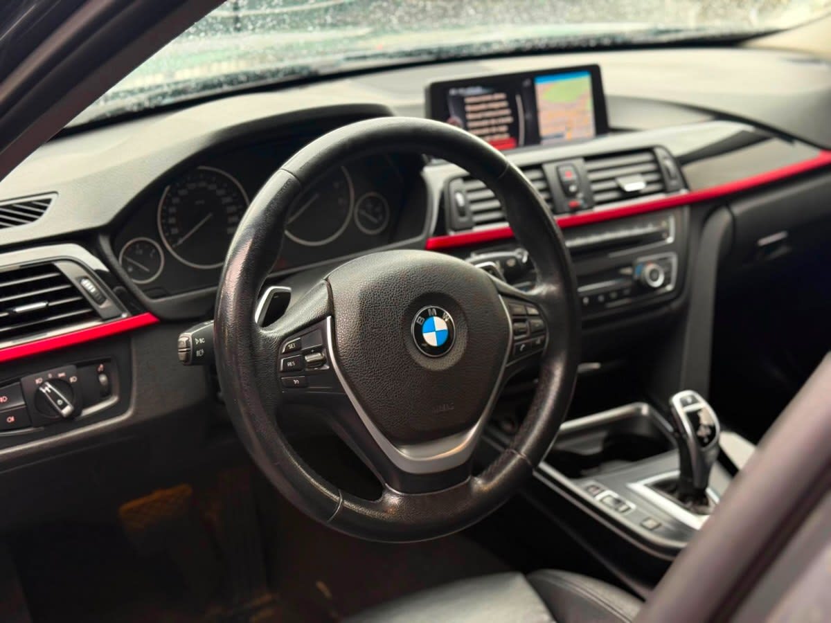 2014 BMW 328 SPORT - Miniatura 10