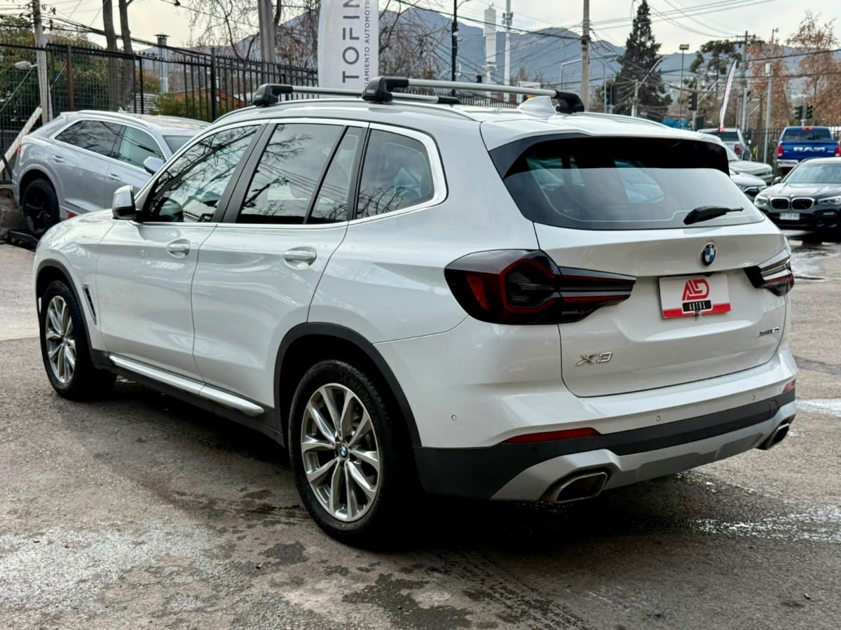 2022 BMW X3 20D Blanco - Miniatura 9