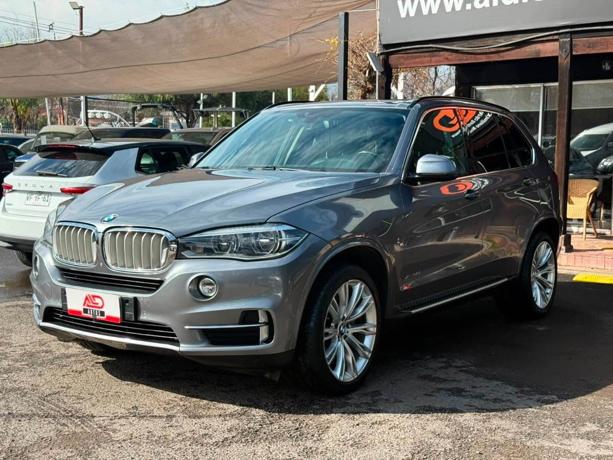2016 BMW X5 50I Gris - Imagen 1