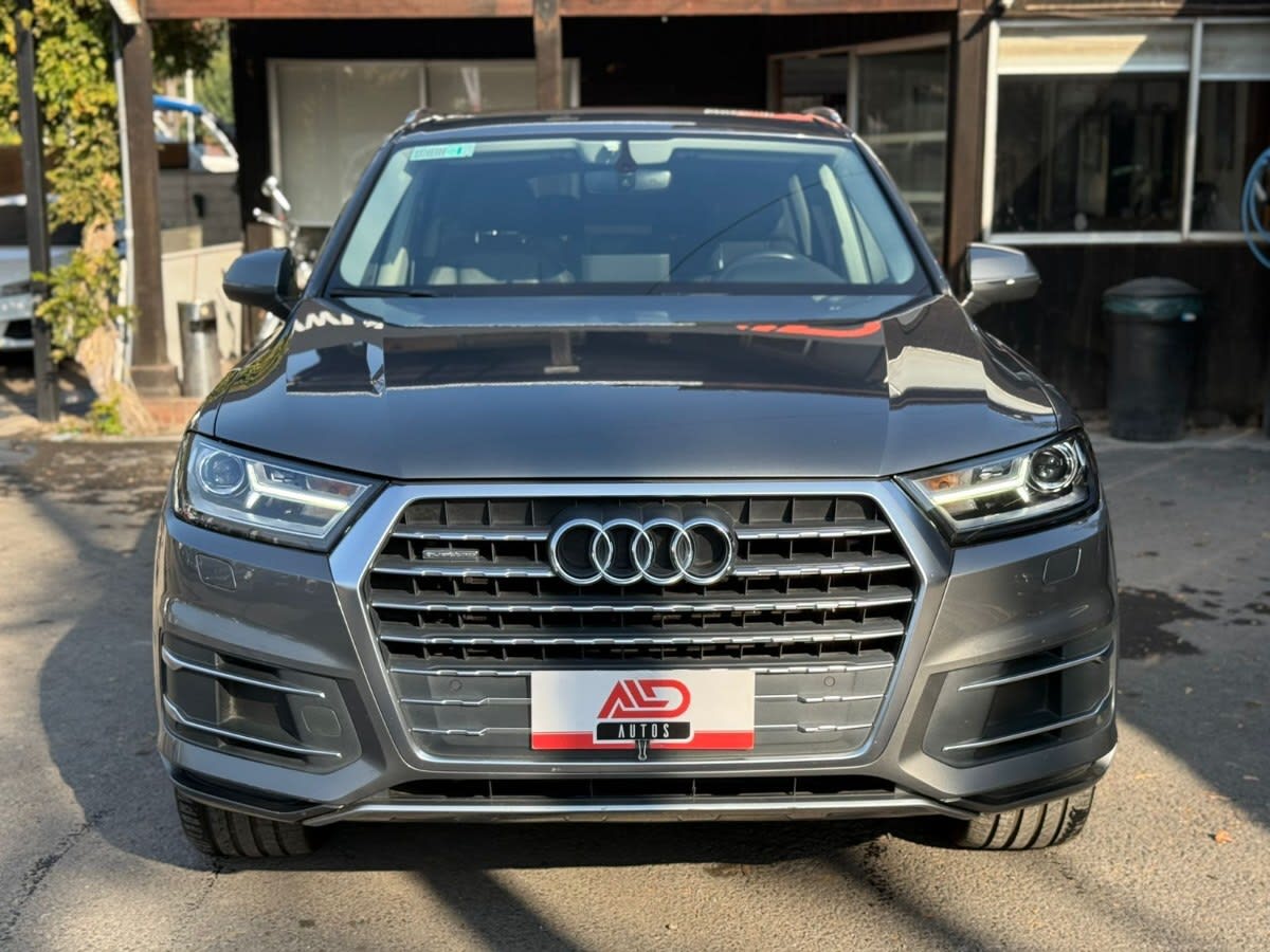 2018 Audi Q7 2.0 Gris - Miniatura 5