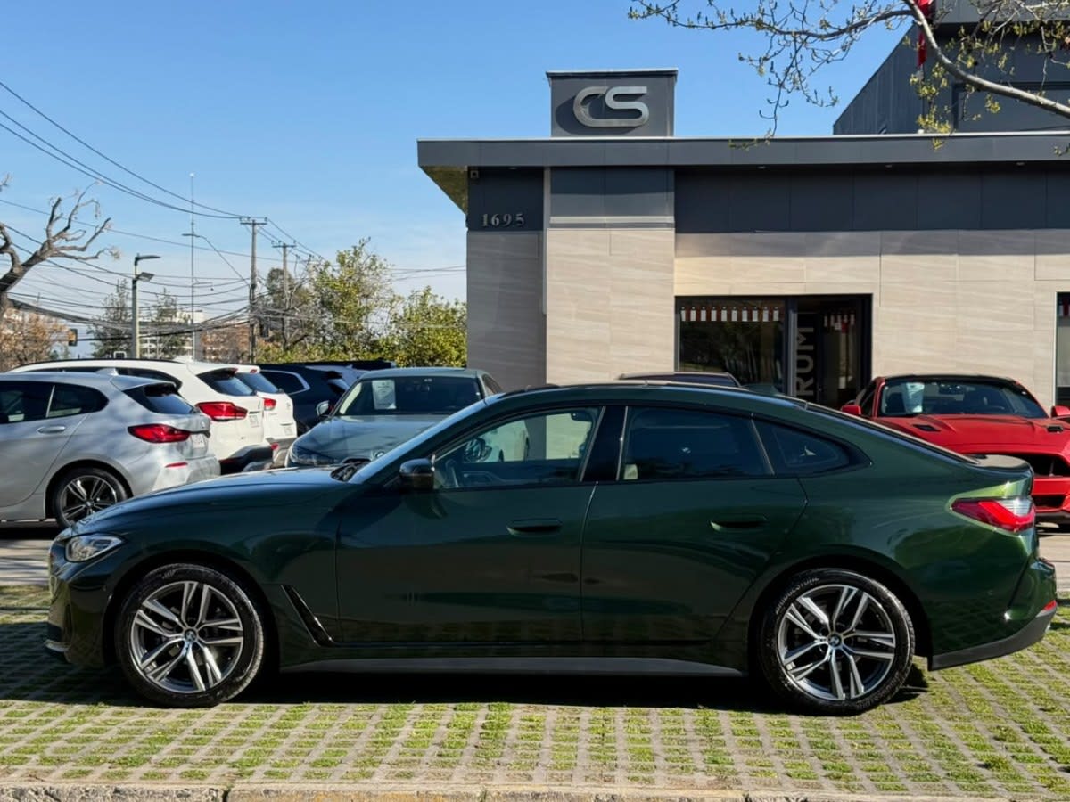 2023 BMW 420I GRAND Verde - Miniatura 2