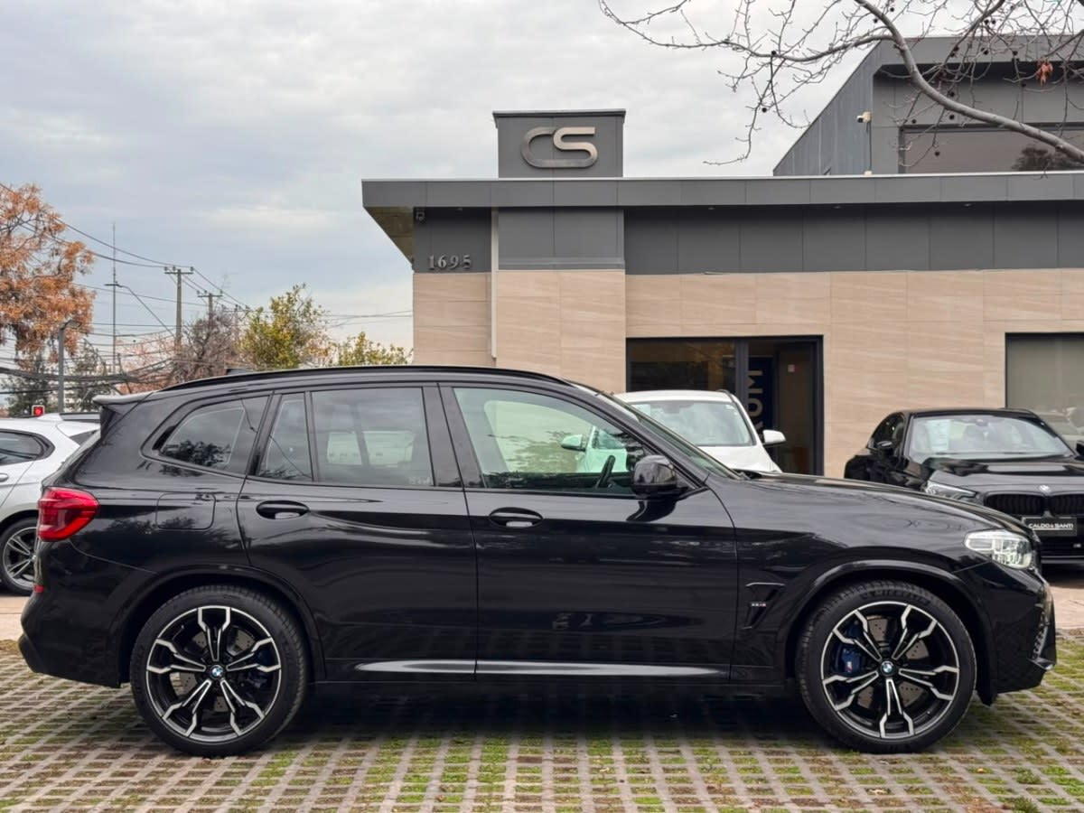 2022 BMW X3 M Negro - Miniatura 6