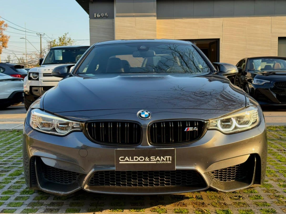 2017 BMW M4 GRIS - Miniatura 8