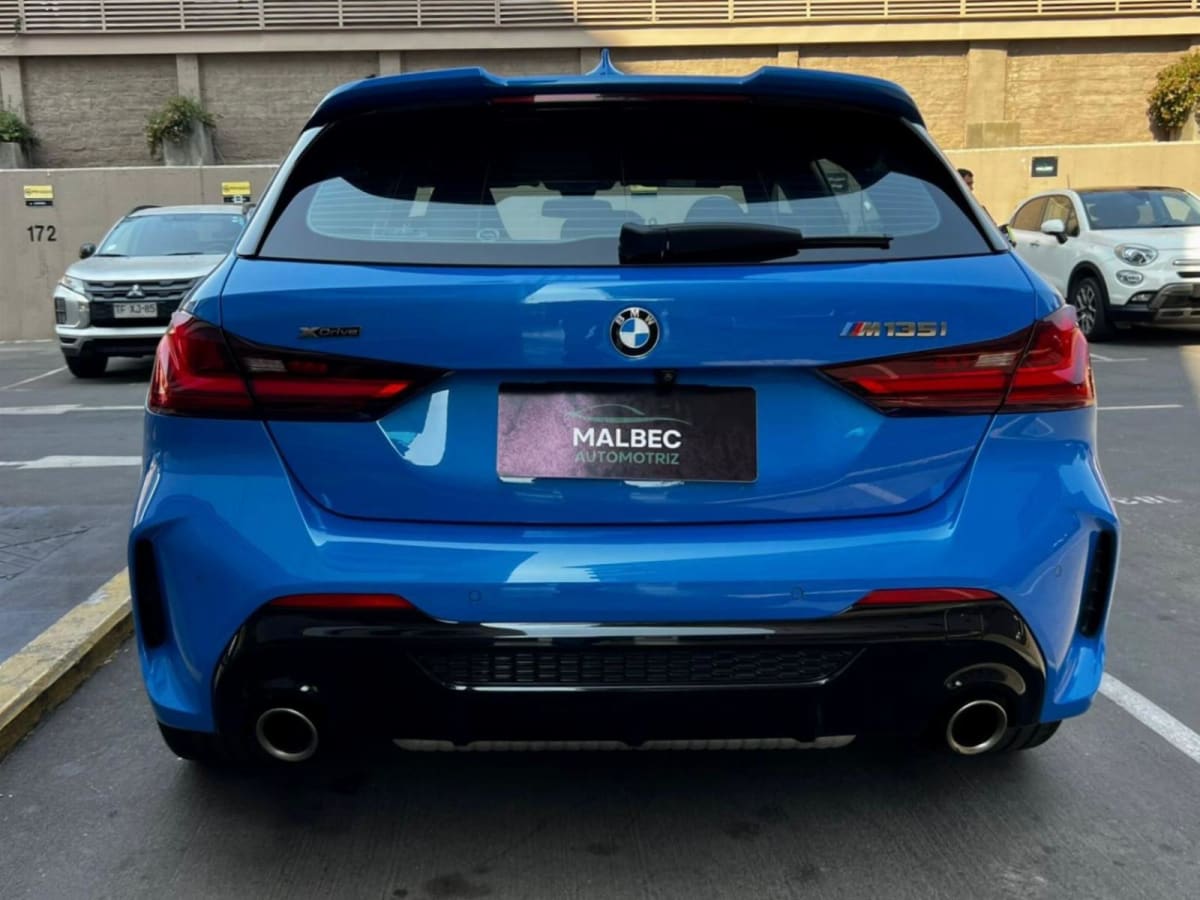 2023 BMW M135I XDRIVE Azul - Miniatura 9