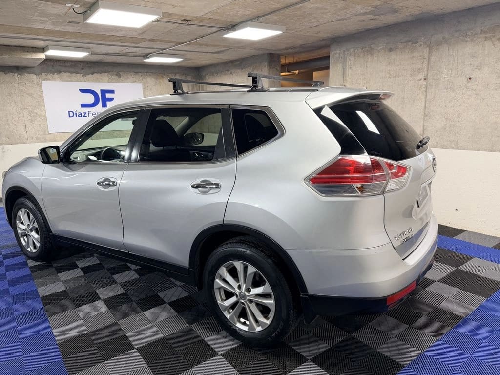 2018 NISSAN X-TRAIL Plata - Miniatura 3