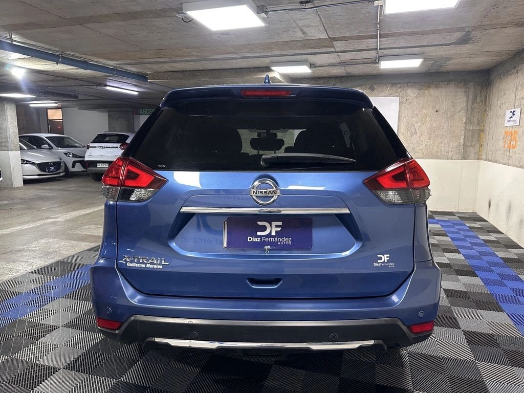2021 NISSAN X-TRAIL Azul - Miniatura 5