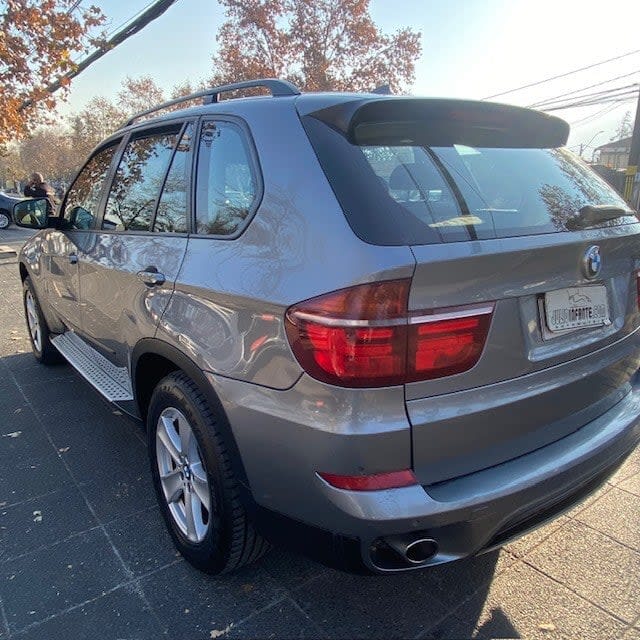 2013 BMW X5 XDRIVE Gris - Miniatura 4
