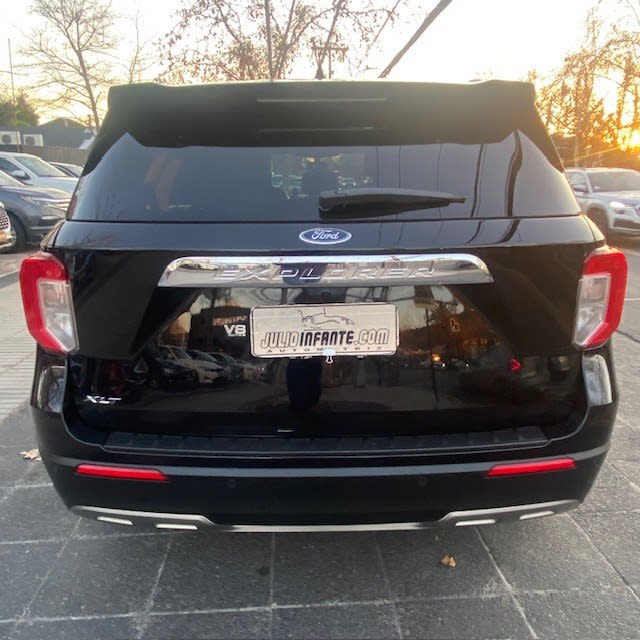 2025 Ford Explorer Limited - Miniatura 6